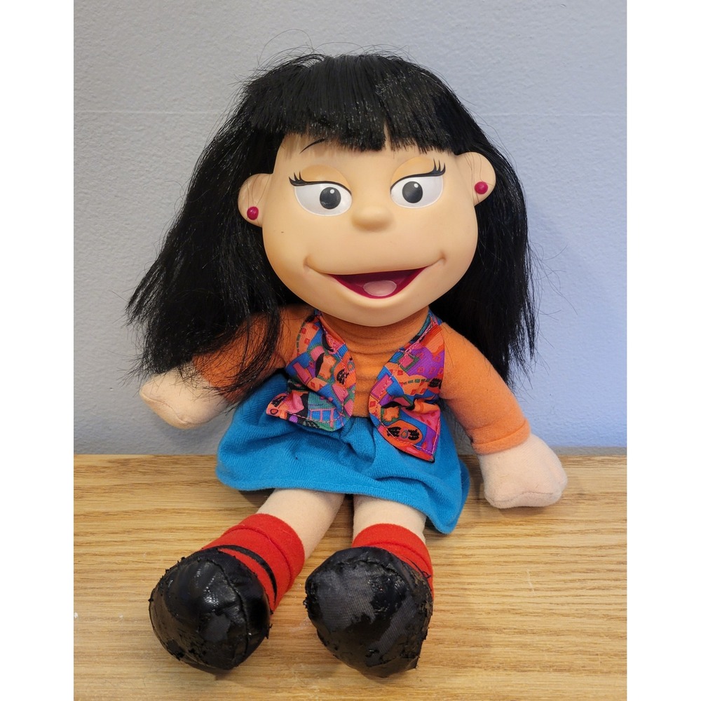 Vintage 1994 The Puzzle Place Julie Woo Doll Fisher Price PBS TV 6735 READ